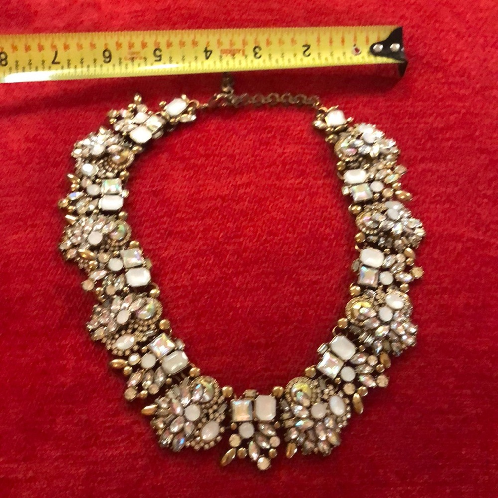 Elegant Gold and Silver Statement Necklace - Picture 6 of 9